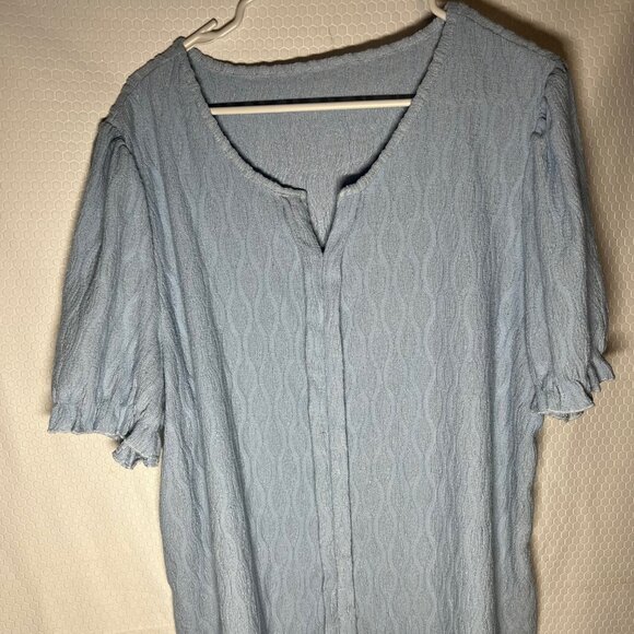 Womans Blouse Light Blue Size 2X - Picture 1 of 1